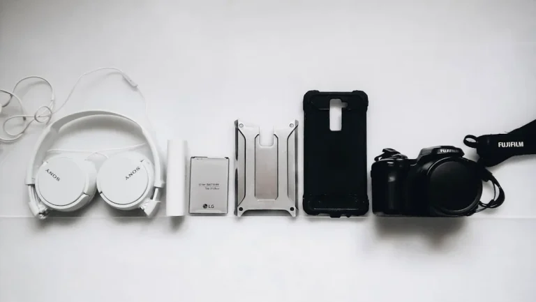 Accessory Rack Phone Stand