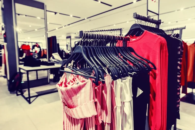 Choosing Retail Racks Shop Fixtures