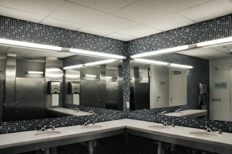 Fitting Room Changing Room