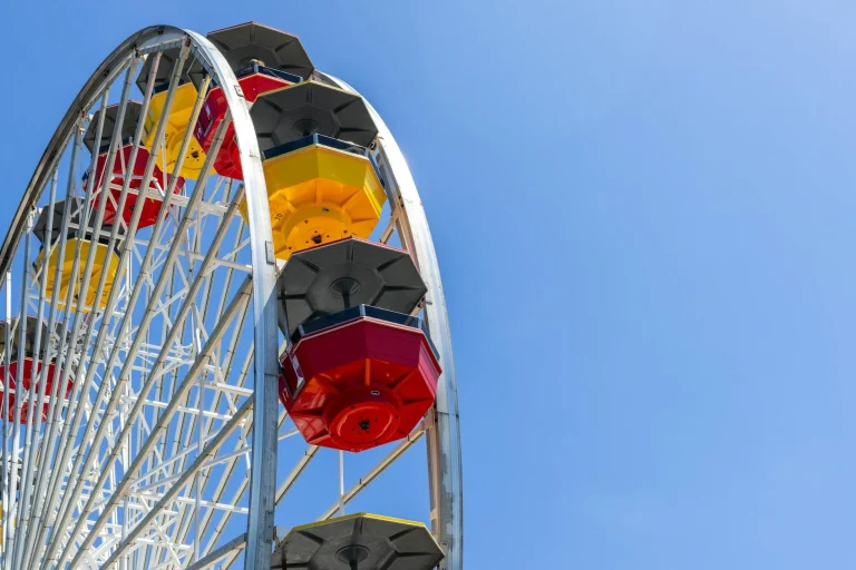 Gondola Parts Shelf Structure