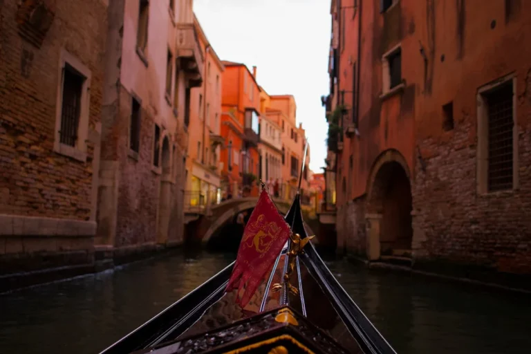 Gondola Shelving Store Racks