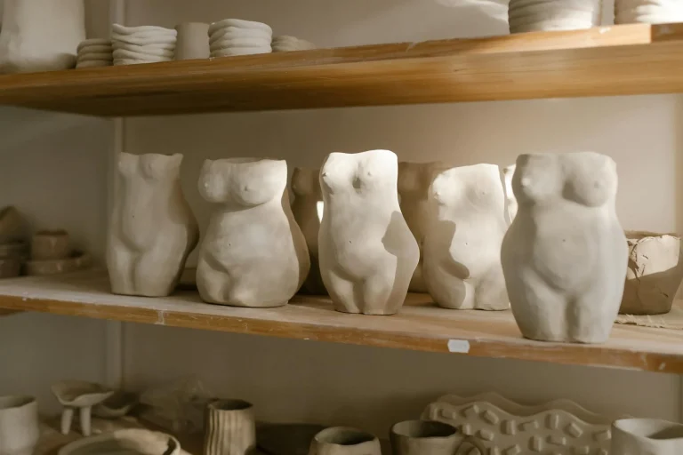 Gondola Types Display Shelf