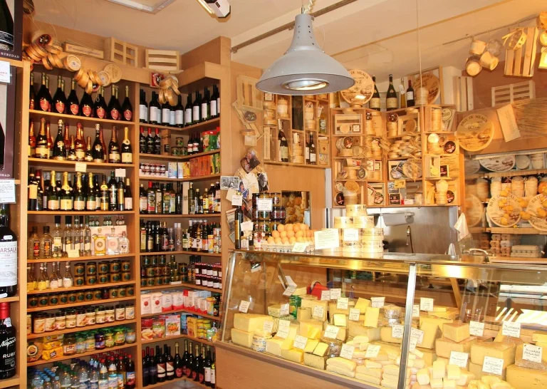 Gondola Types Shelf Variations