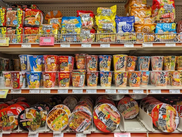 Jenis-Jenis Rak Supermarket Yang Umum Ditemukan (Baru & Bekas)