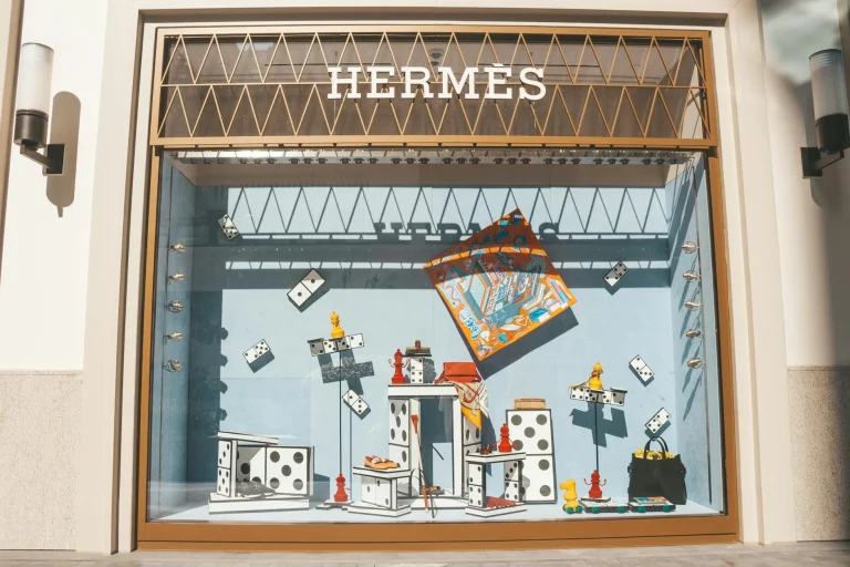 Jewelry Store Display Elegant Showcase