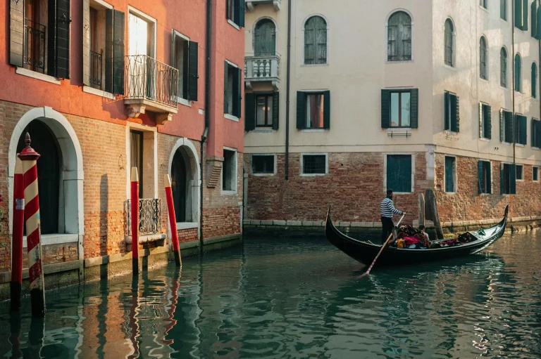 Kenali Lebih Dekat: Ragam Jenis Rak Gondola