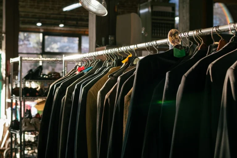 Mengapa Rak Butik Baju Adalah Kunci Sukses Anda?