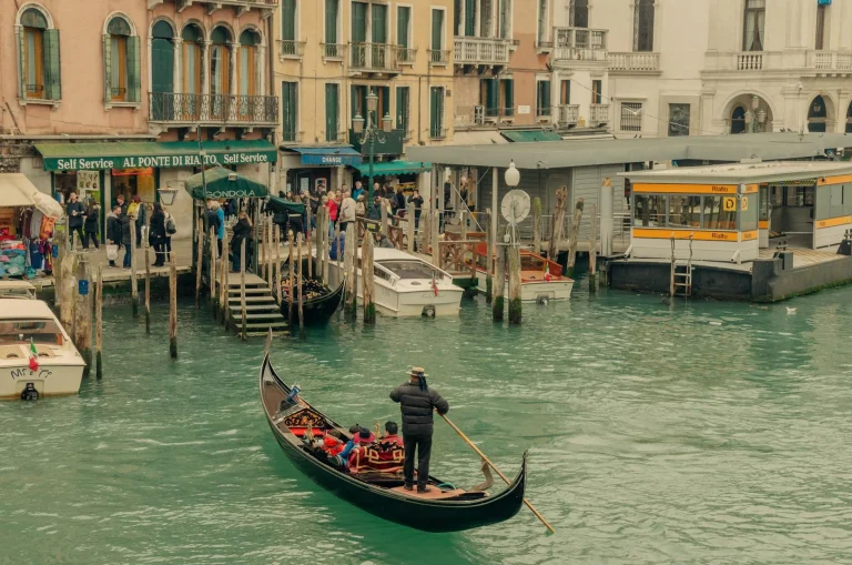 Mengapa Rak Gondola Begitu Penting Untuk Toko Anda Di Batang?