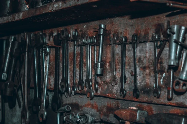 Metal Shelving Shop Fixture