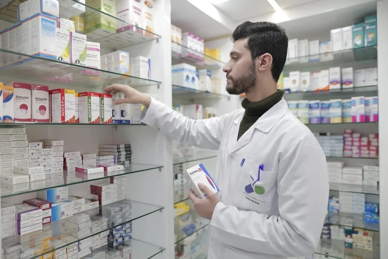 Modern Pharmacy Professional Store