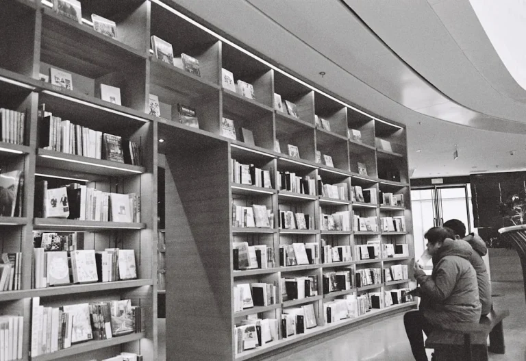 Modular Shelf Shop Fixture