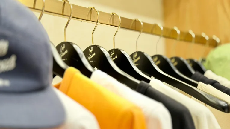 Retail Display Shop Organization