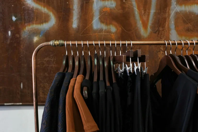 Retail Display Types Garment Racks