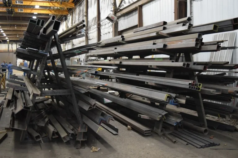 Shelf Inspection Metal Rack