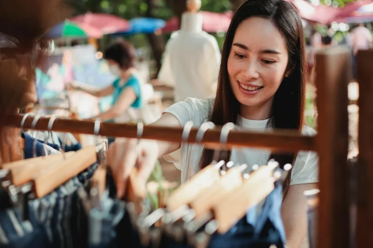Shopper Reaching Customer Experience