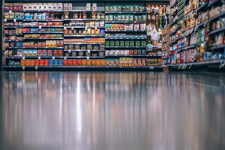 Shopping Aisle Product Display