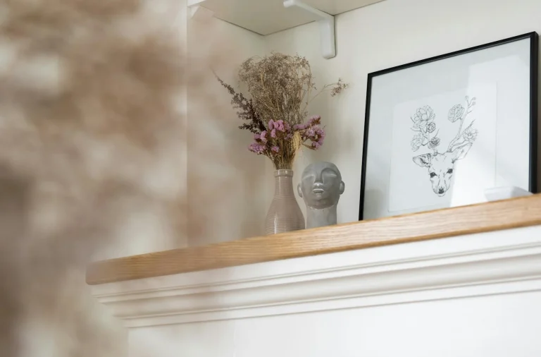 Single Gondola Wall Shelf