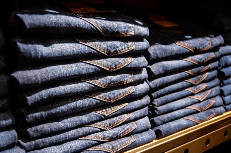 Small Store Layout Shelf Organization