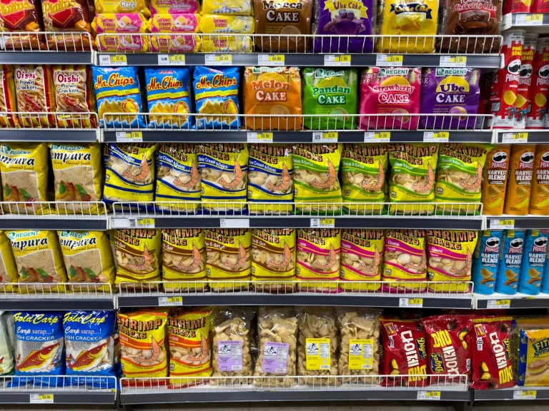 Snack Shelf Retail Display