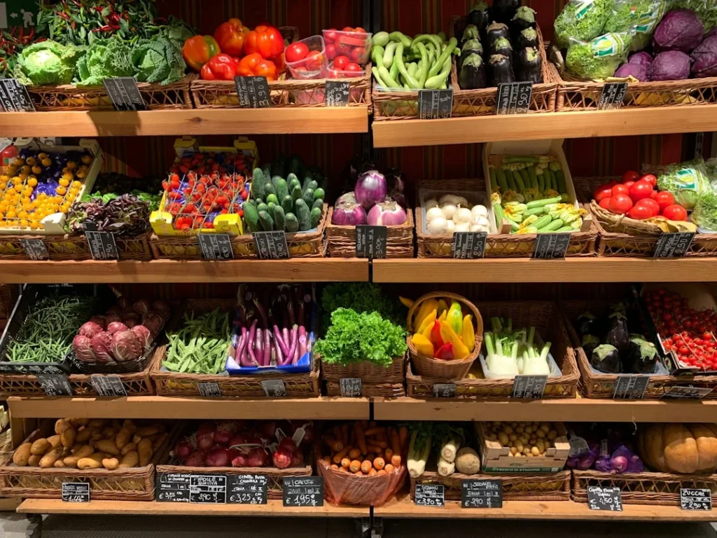 Store Shelves Shopping