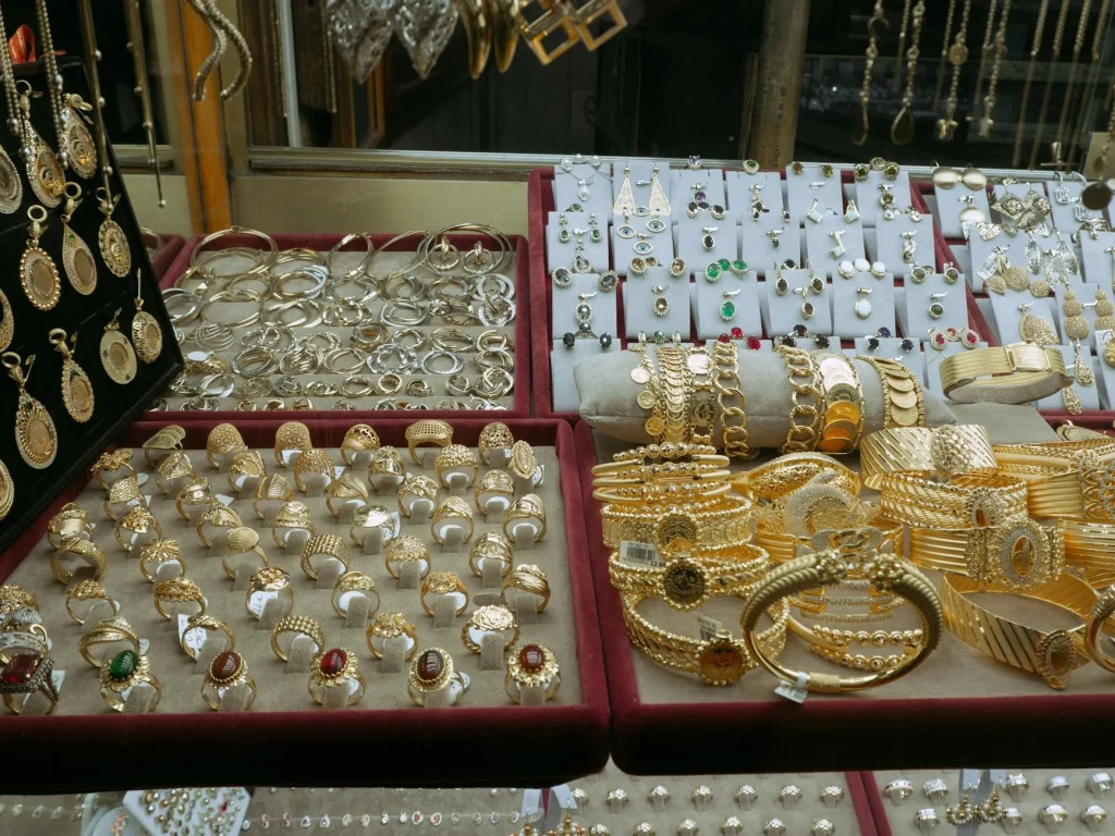 Velvet Jewelry Display Elegant Display