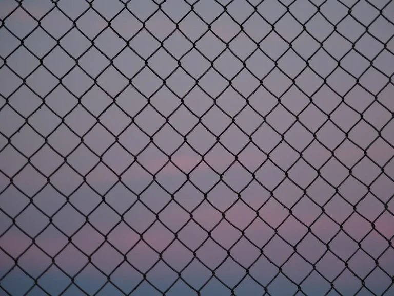 Wire Mesh Metal Grid Display Rack